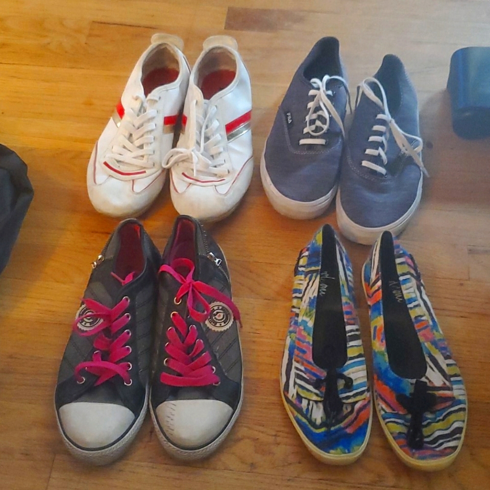 Bundle shoes 6 each or all 4 for $18